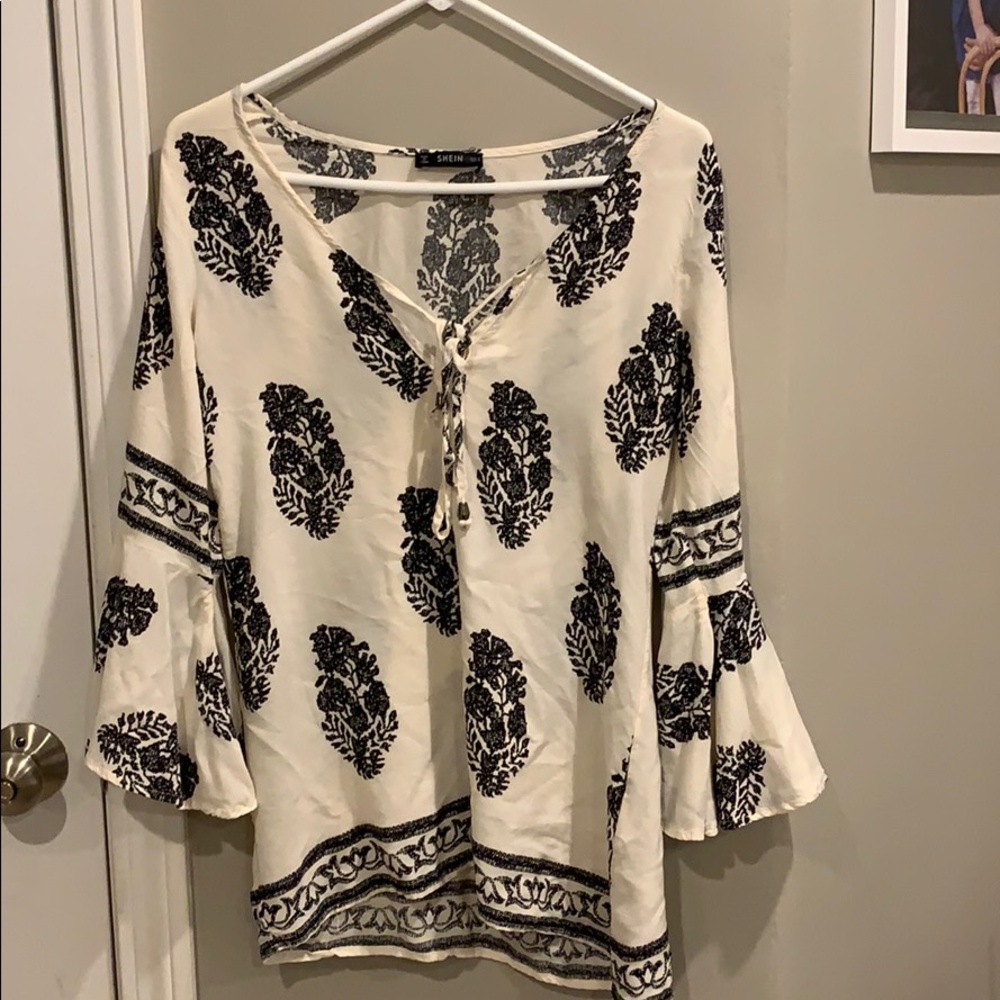 White flowy blouse